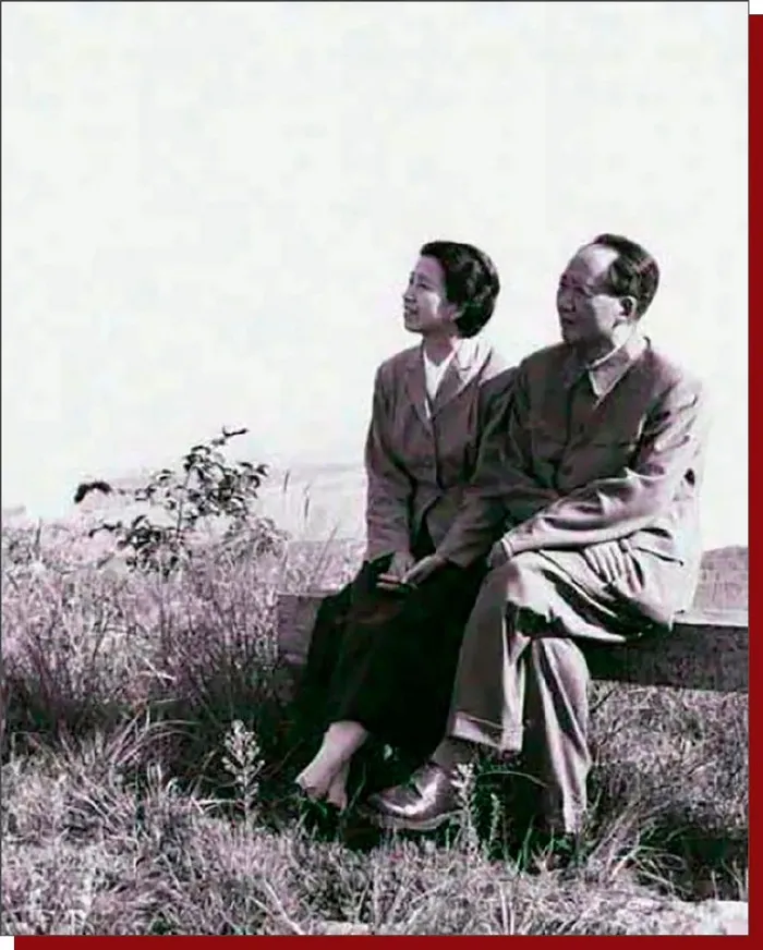 九江历史上的今天· 7月31日· 1961年,毛主席在庐山|毛泽东|江青|九江市|摄影|含鄱口_新浪新闻
